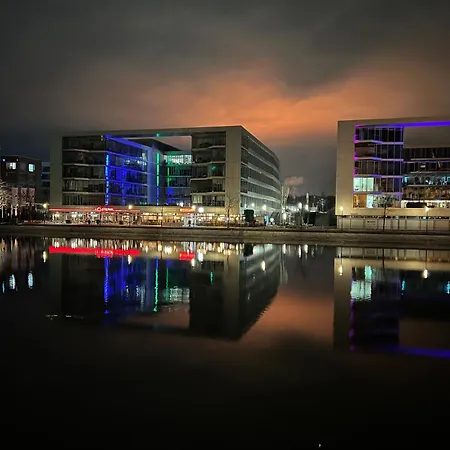 Penthouse-wohnung Am Innenhafen * Duisburgo