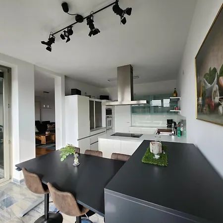 Apartment Penthouse-wohnung Am Innenhafen Duisburg