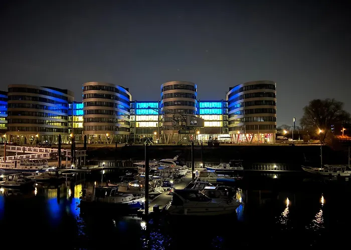 Penthouse-wohnung Am Innenhafen * Duisburg